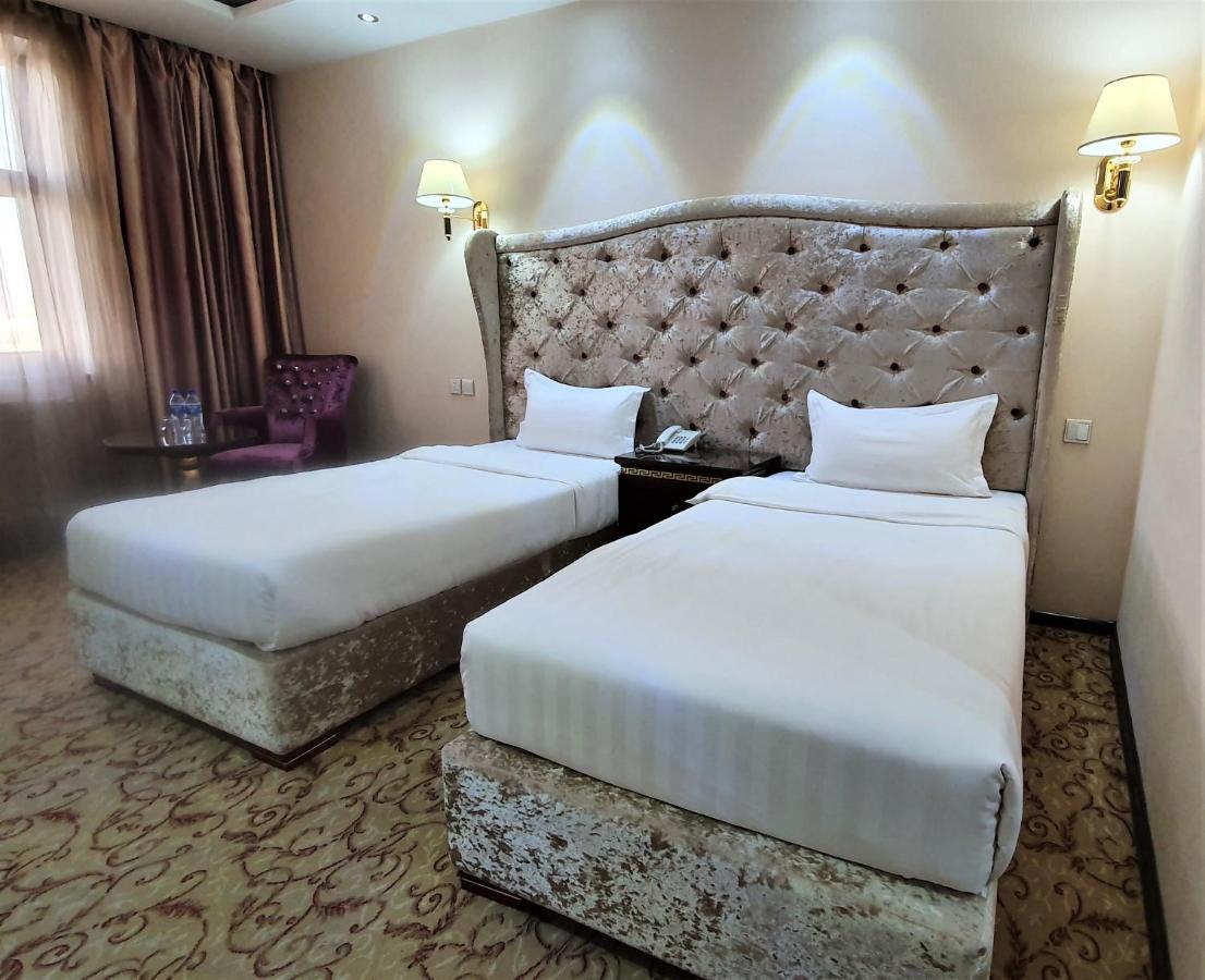 Emirhan Hotel Samarkand Exteriör bild