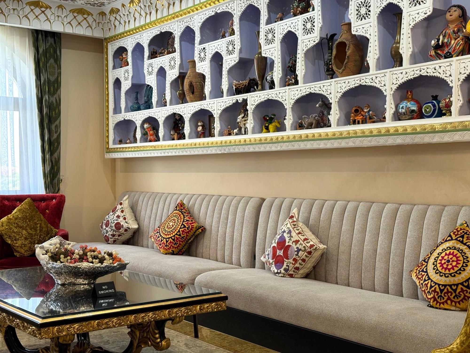 Emirhan Hotel Samarkand Exteriör bild