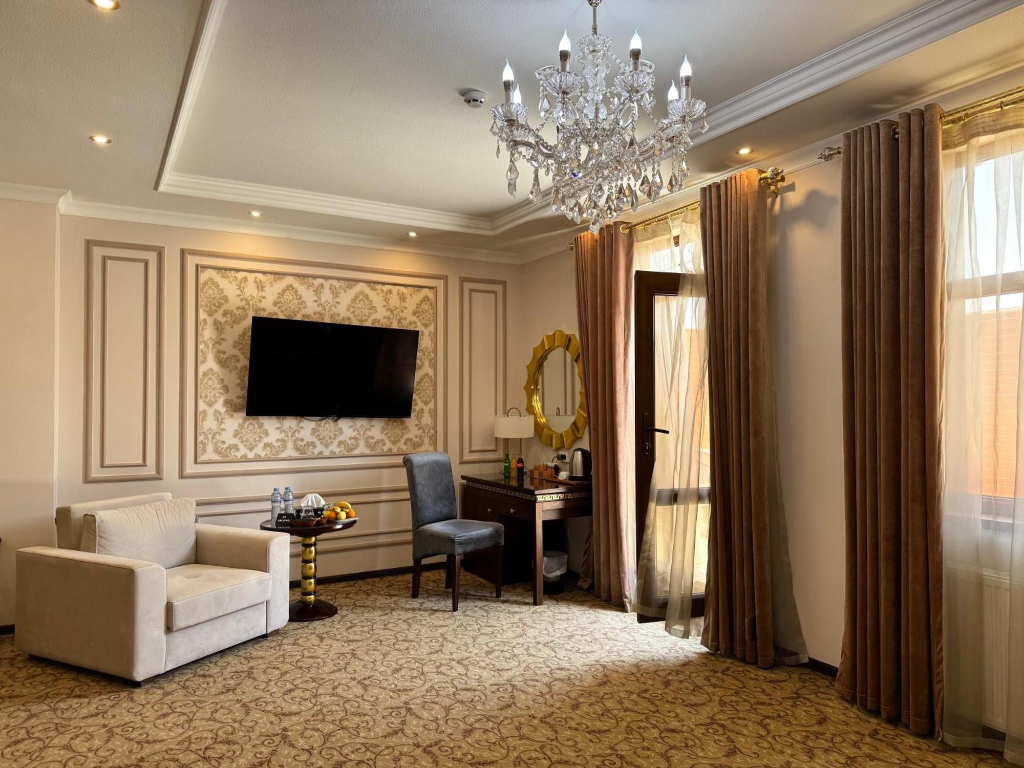 Emirhan Hotel Samarkand Exteriör bild