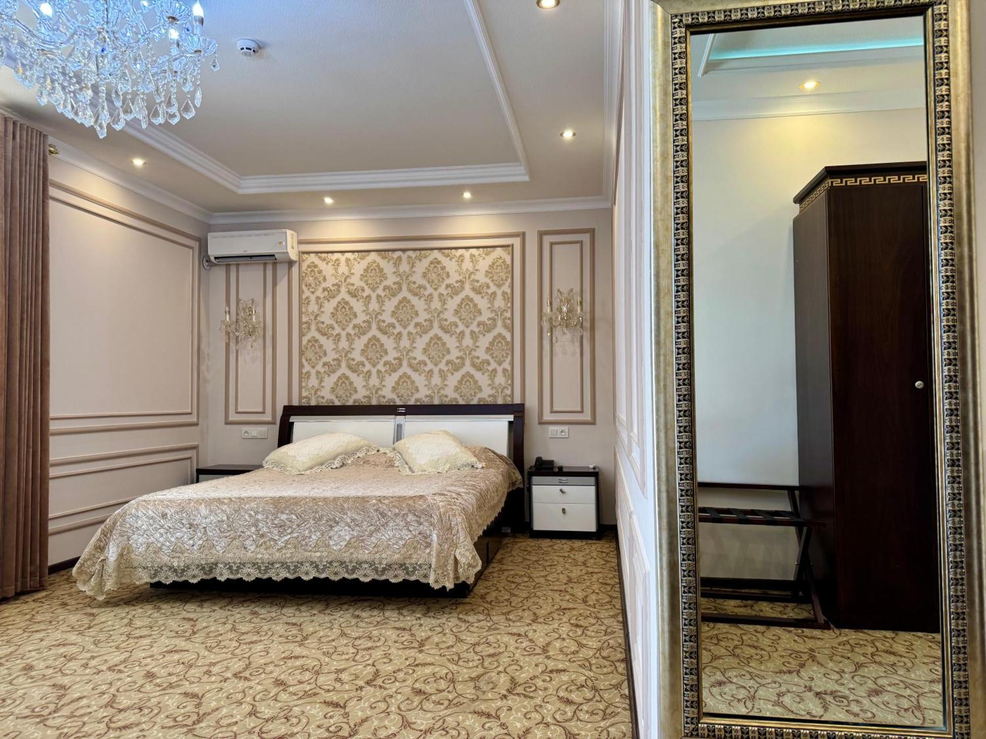 Emirhan Hotel Samarkand Exteriör bild